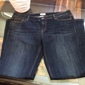 Liz Claiborne city fit straight jeans!